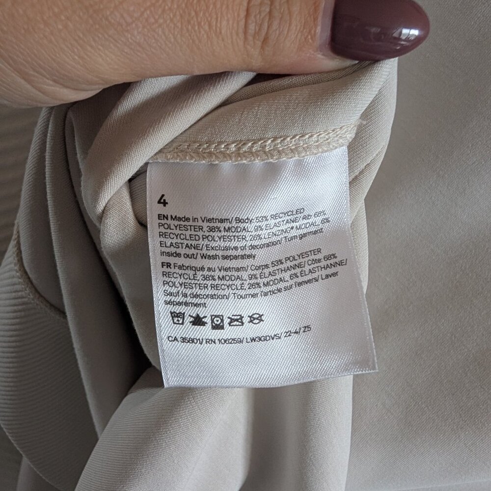 Lululemon Softstreme Turtleneck Pullover White Opal Size 4 Athleisure Sporty - Picture 15 of 15